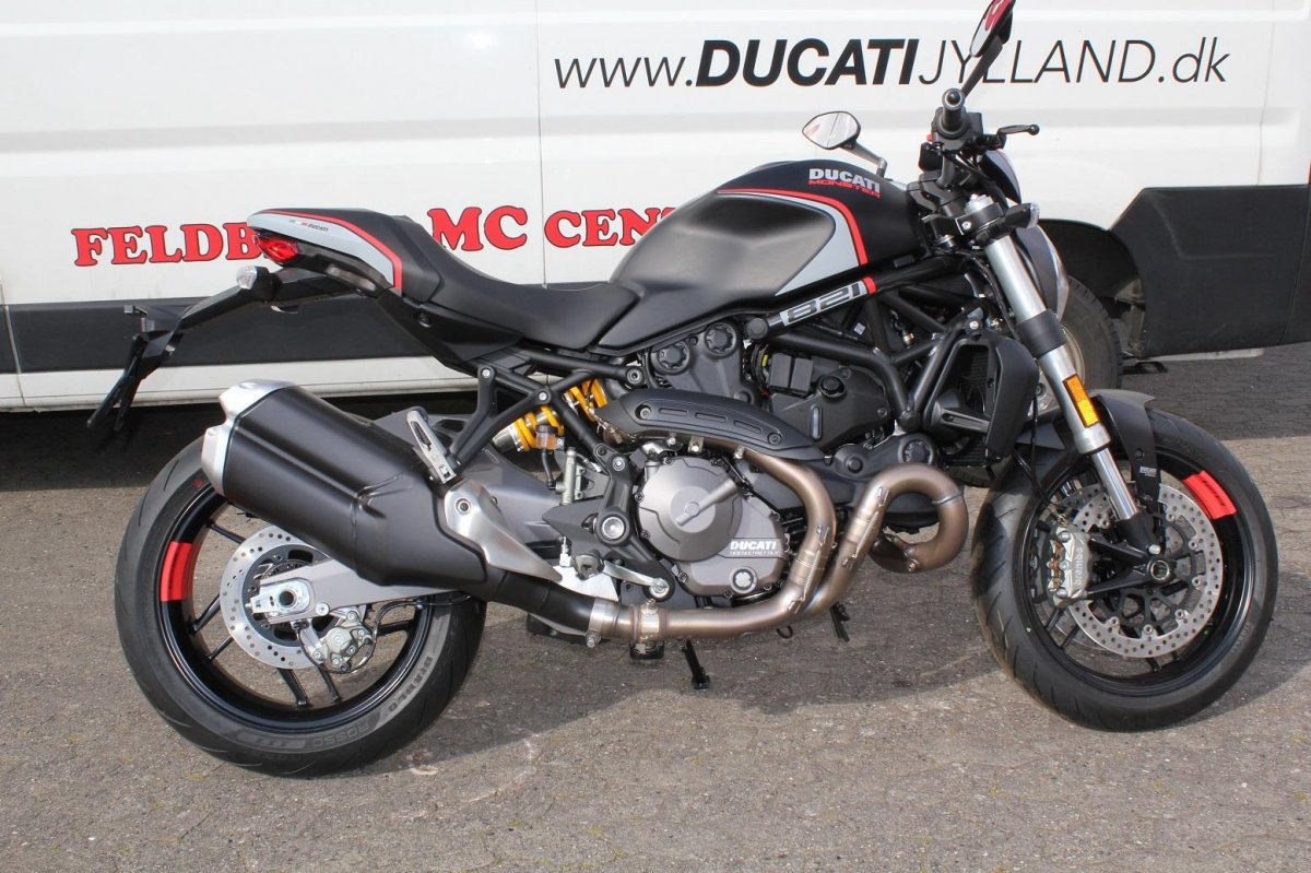 New 2021 Ducati Monster 821 Stealth Stripe Livery 